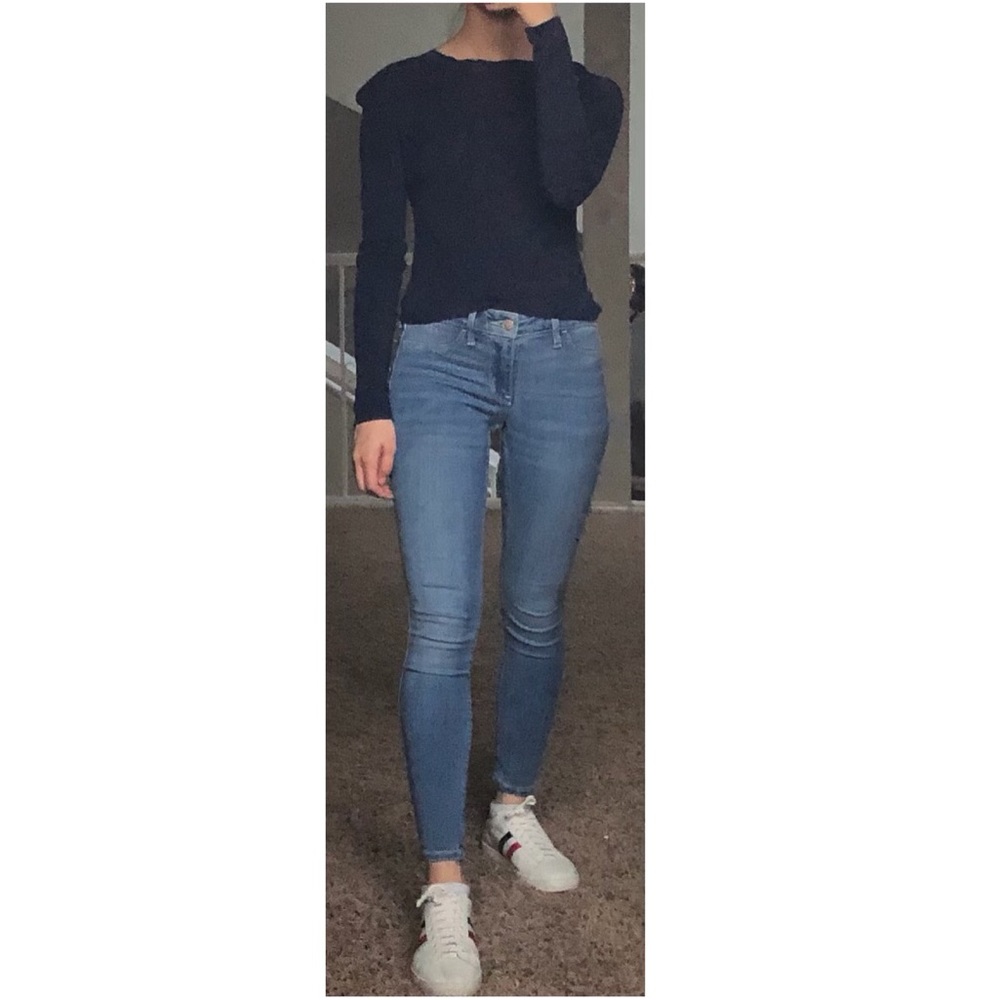 H&M Cropped Sweater